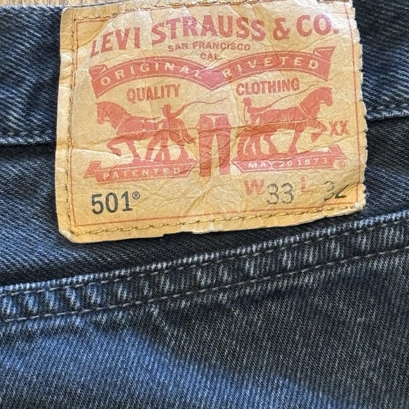 Levi's 501 Original‎ Fit Button Fly Jeans Men's 33x32 Dark Wash Made in Poland - Picture 4 of 16